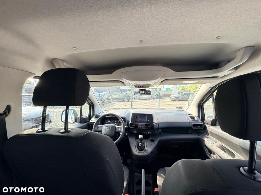 Toyota Proace City Verso 1.2 D-4T Family - 19