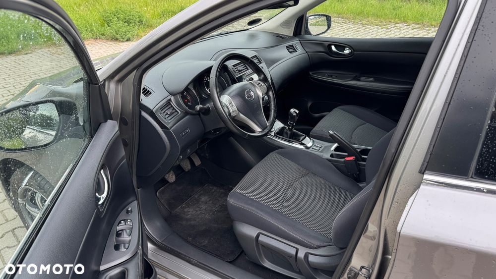 Nissan Pulsar - 12