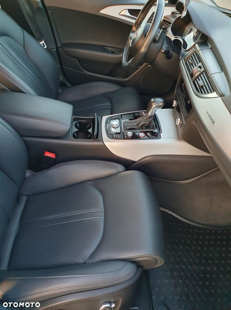 Audi S6 Limousine - 13