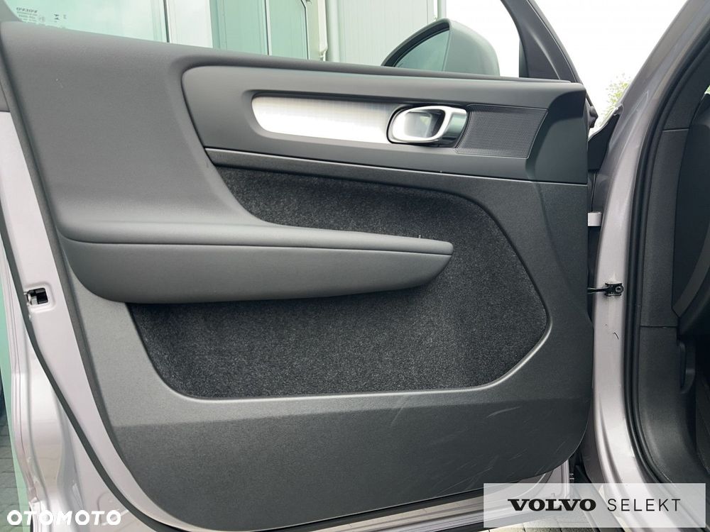 Volvo XC 40 - 13