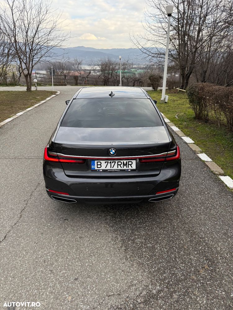 BMW Seria 7 730d - 8