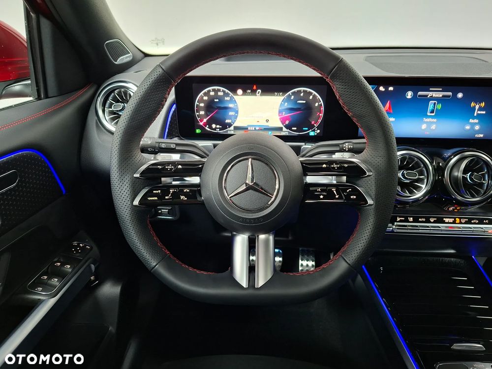 Mercedes-Benz GLB 220 mHEV 4-Matic AMG Line 8G-DCT - 3