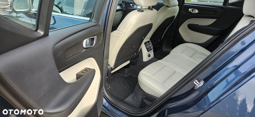 Volvo XC 40 T4 Recharge DKG Plus Bright - 22