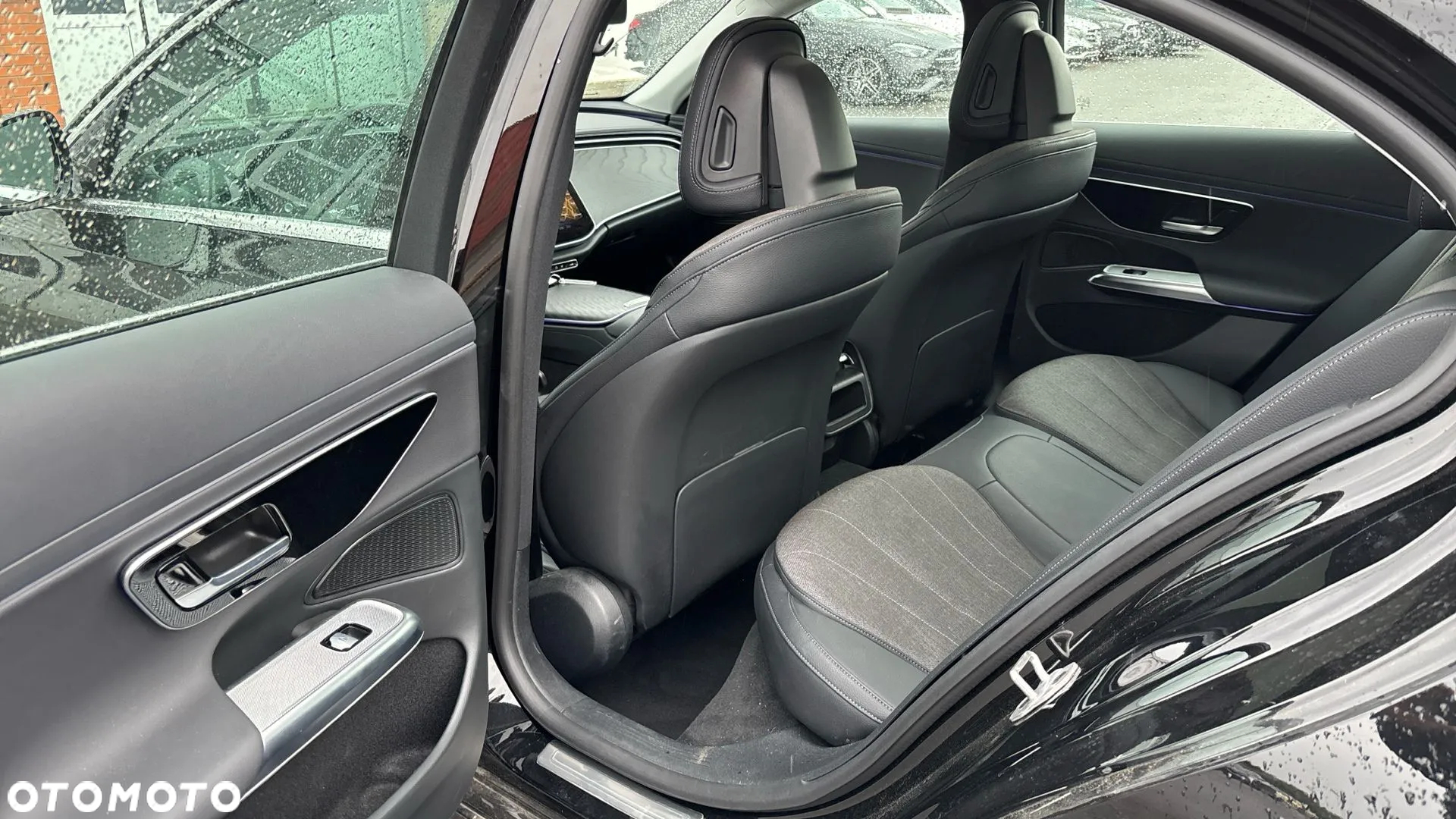 Mercedes-Benz Klasa E 220 d T 9G-TRONIC - 9