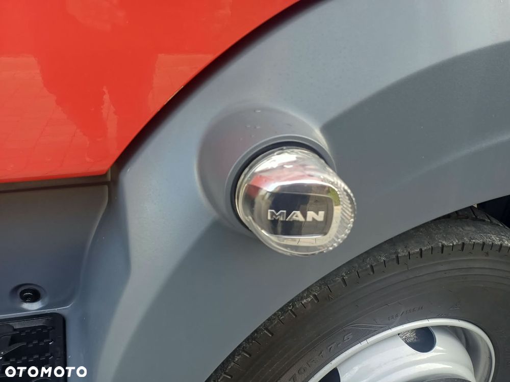 MAN TGL 12.250 KABINA LX DWA LÓŻKA + 23 PALETY - 30