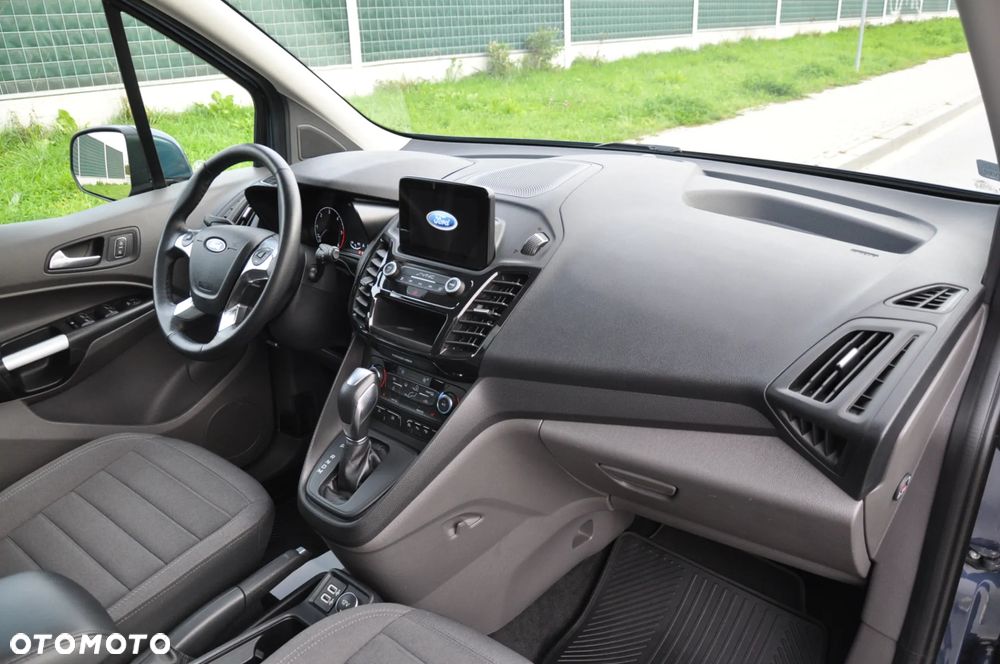 Ford Tourneo Connect Grand - 39