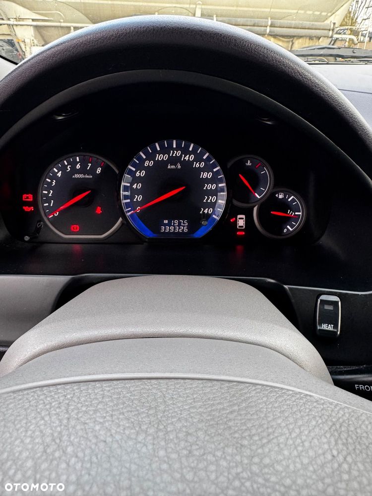 Mitsubishi Grandis 2.4 Intense - 8