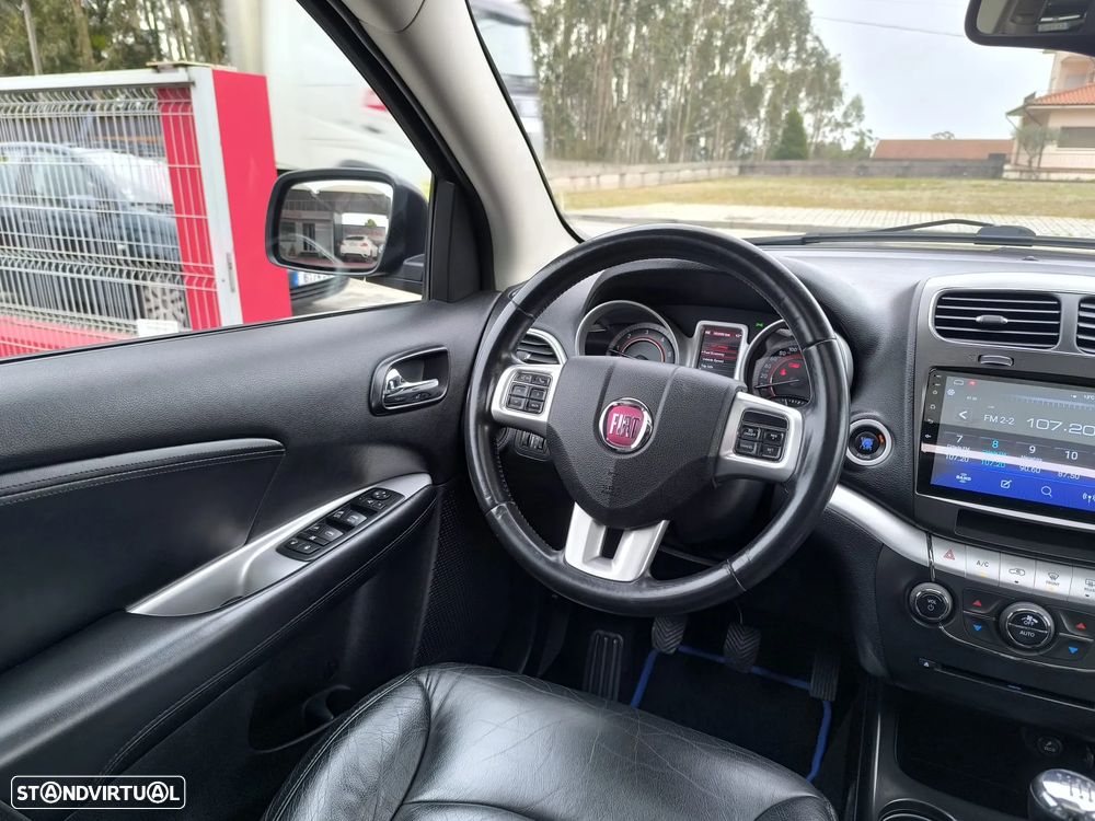 Fiat Freemont 2.0 M-Jet Urban - 46