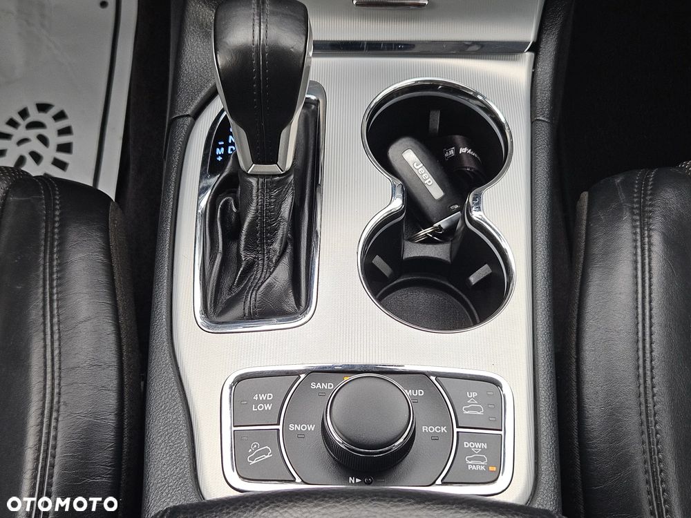 Jeep Grand Cherokee 3.0 CRD Summit - 36