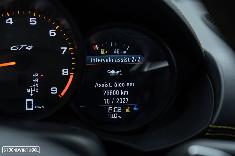 Porsche 718 Cayman GT4 PDK - 28