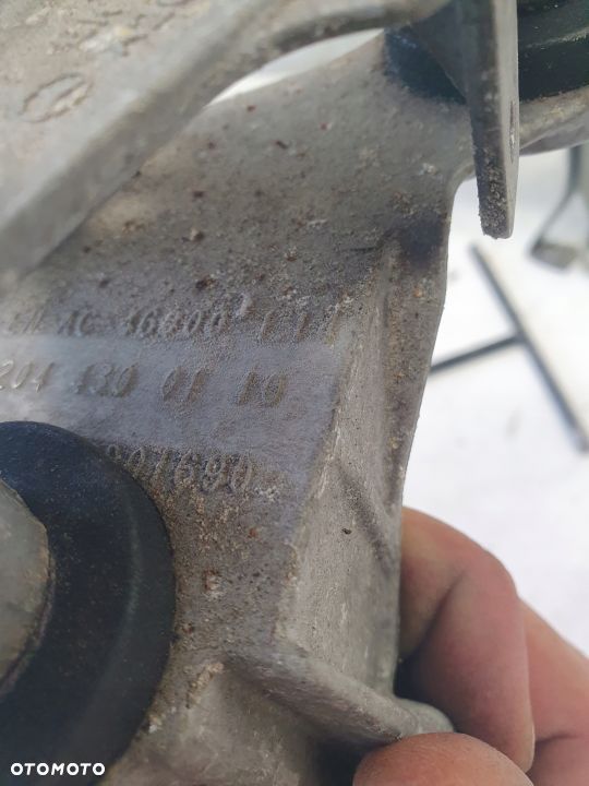 ŁAPA PODPORA POMPY ABS MERCEDES 2074300410 - 3