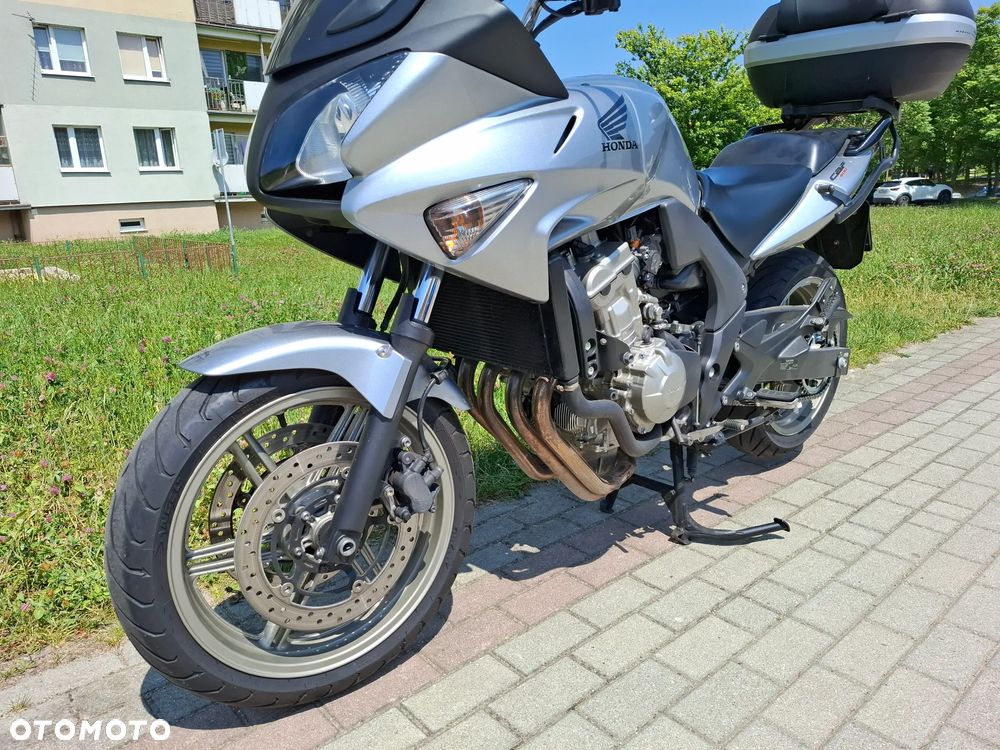 Honda CBF - 13