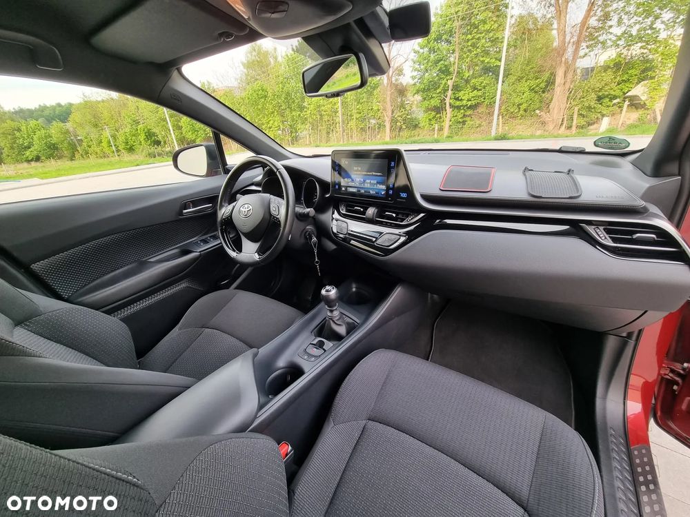 Toyota C-HR 1.2 T Premium - 12