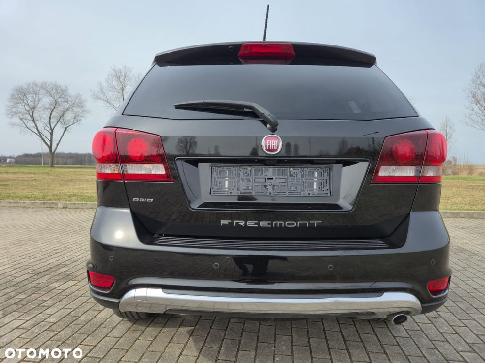 Fiat Freemont 2.0 Multijet 16V DPF Automatik Allrad Black Code - 8