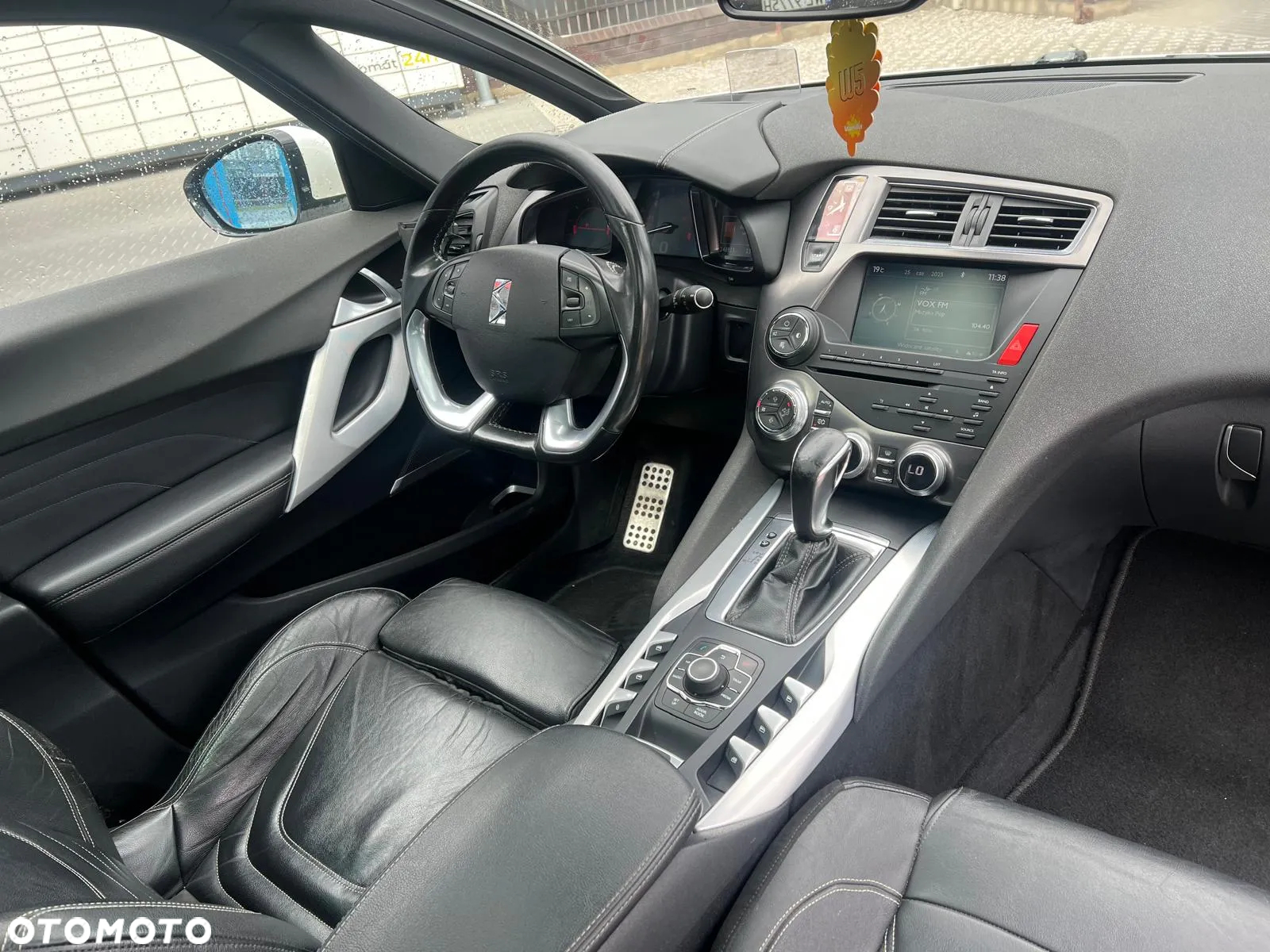 Citroën DS5 HDi 165 Business - 22