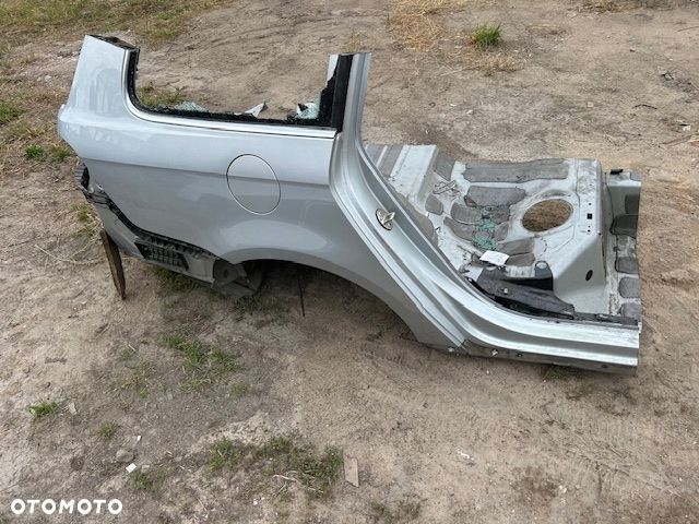VW Passat B7 Kombi błotnik prawy tył ćwiartka LA7W