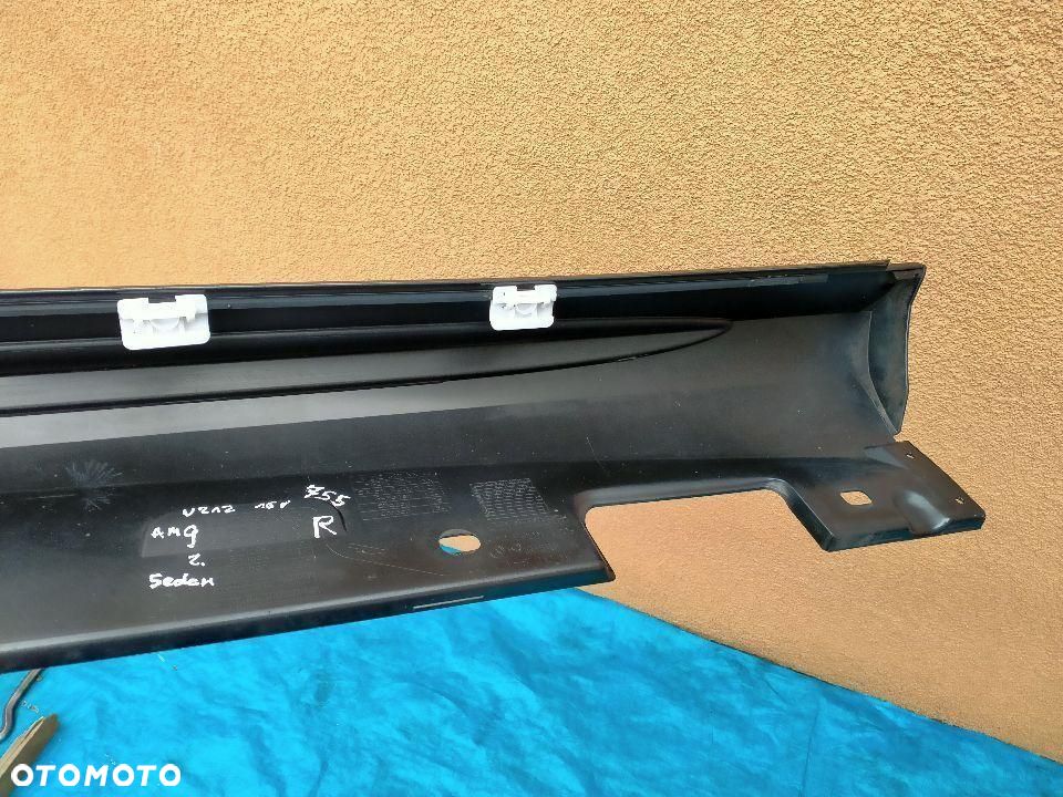 Mercedes W212 Lift Listwa Nakładka Progowa Prawa AMG Kolor 755 - 5