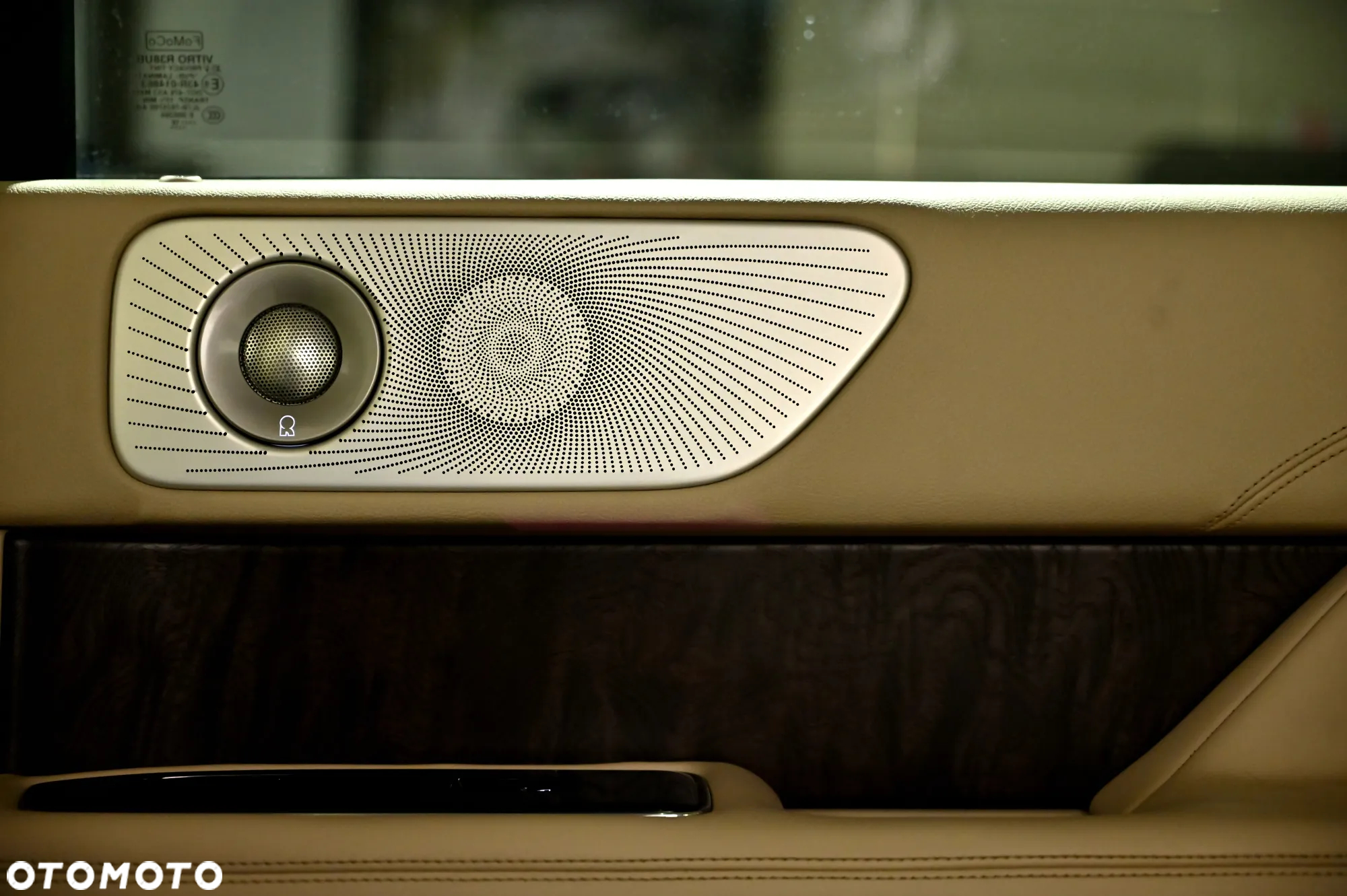 Lincoln Navigator - 39