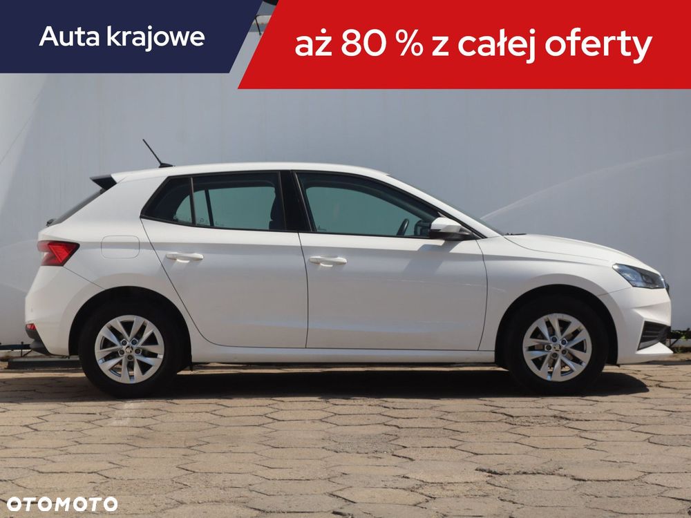 Skoda Fabia - 8