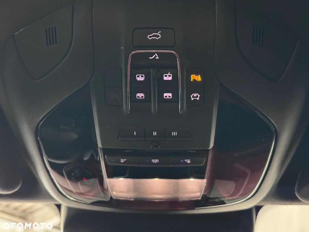 Maserati Levante S Q4 - 24