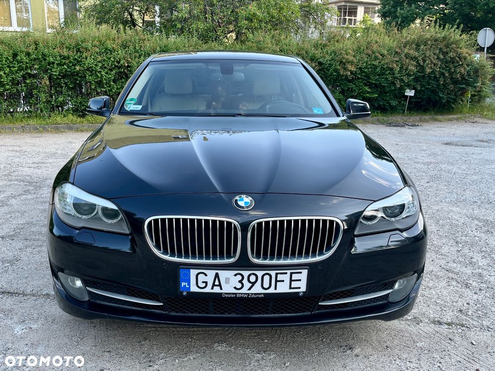 BMW Seria 5 520d - 8