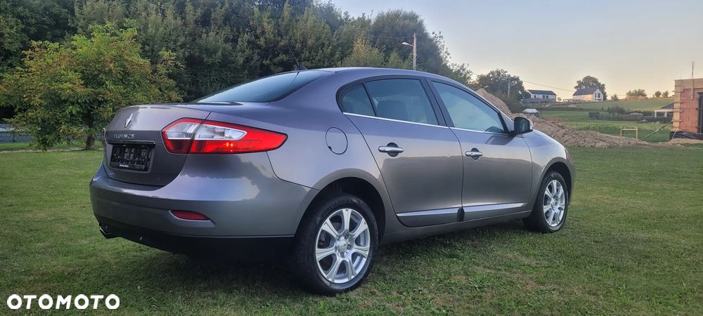 Renault Fluence 2.0 16V 140 Dynamique - 5
