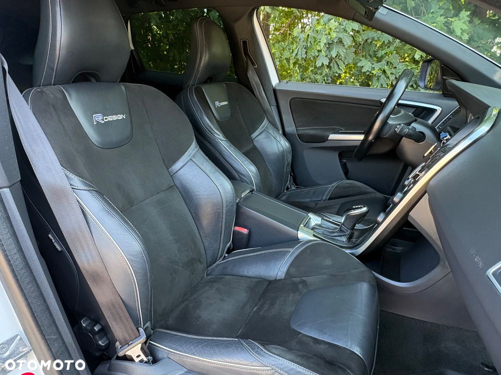 Volvo XC 60 D4 Geartronic RDesign - 18