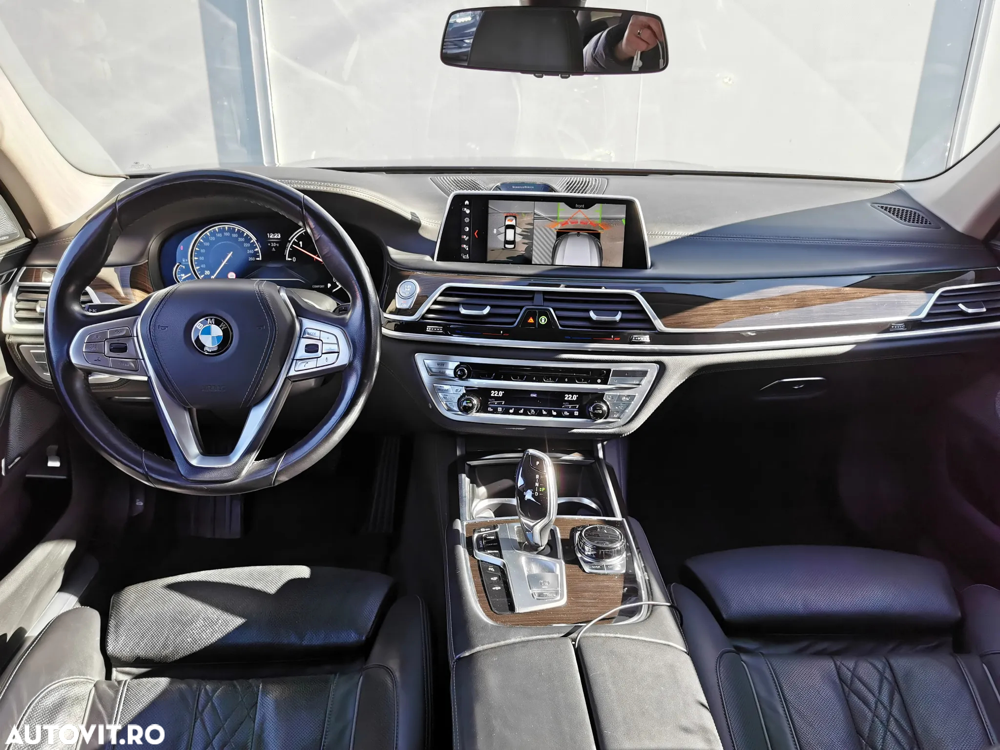 BMW Seria 7 - 24