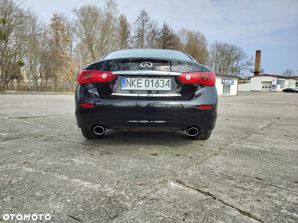 Infiniti Q50 2.0t Sport Sound Studio by Bose - 8