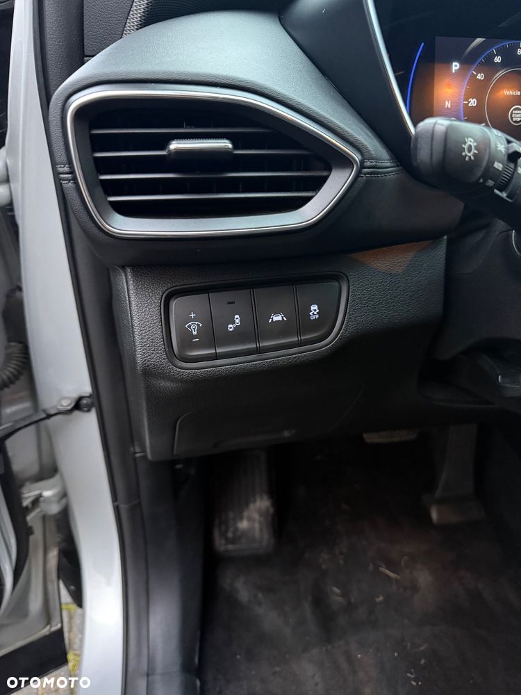 Hyundai Santa Fe - 16