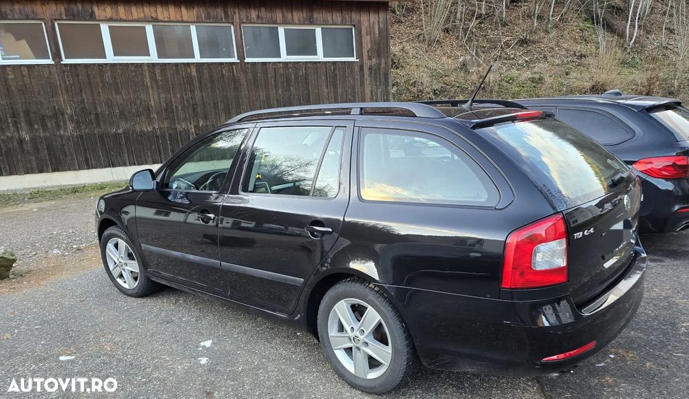 Skoda Octavia Combi 1.6 TDI DPF 4x4 Ambition - 3