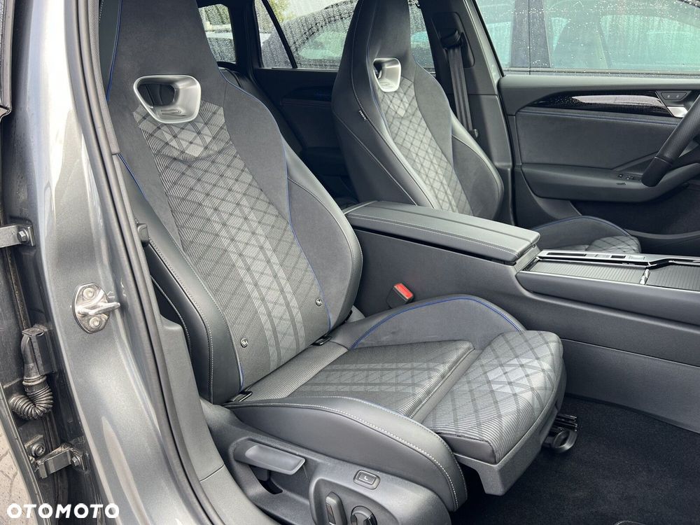 Volkswagen Passat - 29