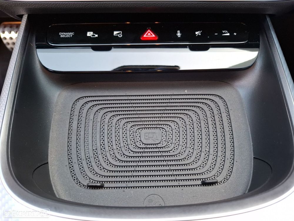 Mercedes-Benz CLA 250+ - 21