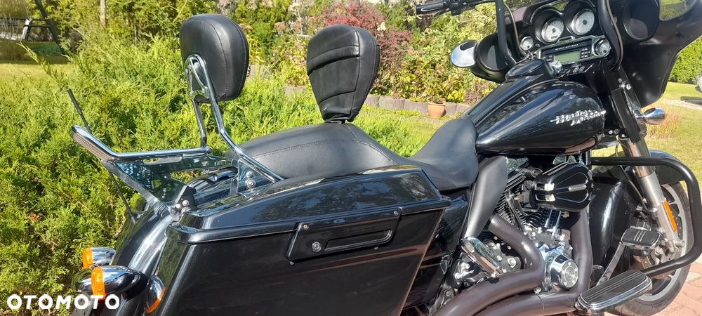 Harley-Davidson Touring Street Glide - 10