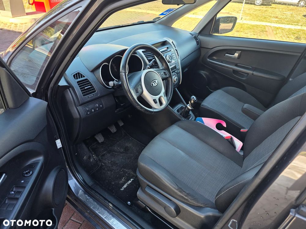 Kia Venga 1.4 CVVT Attract - 10