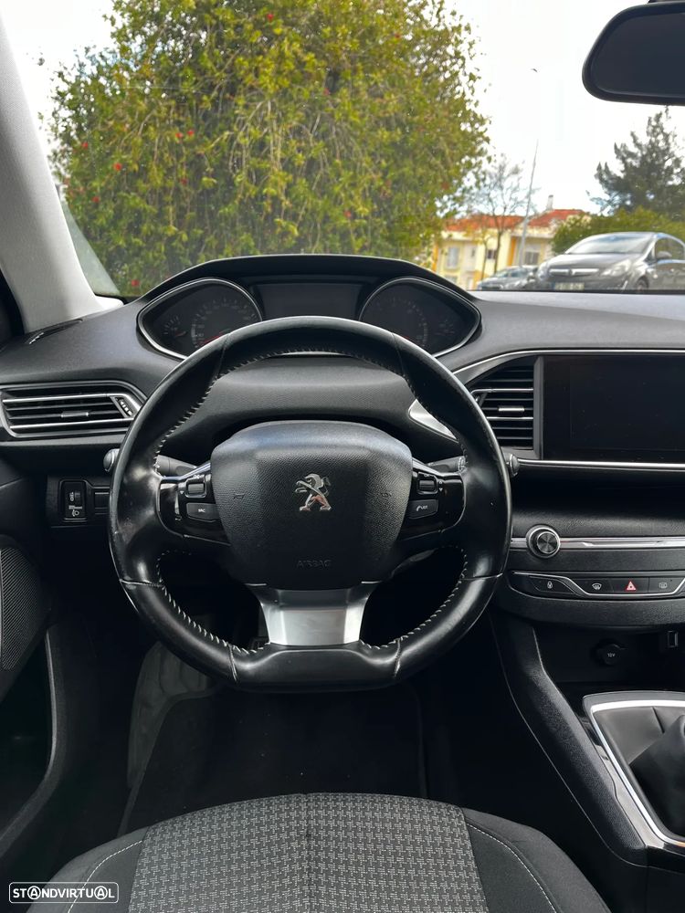 Peugeot 308 SW 1.5 BlueHDi Active - 28