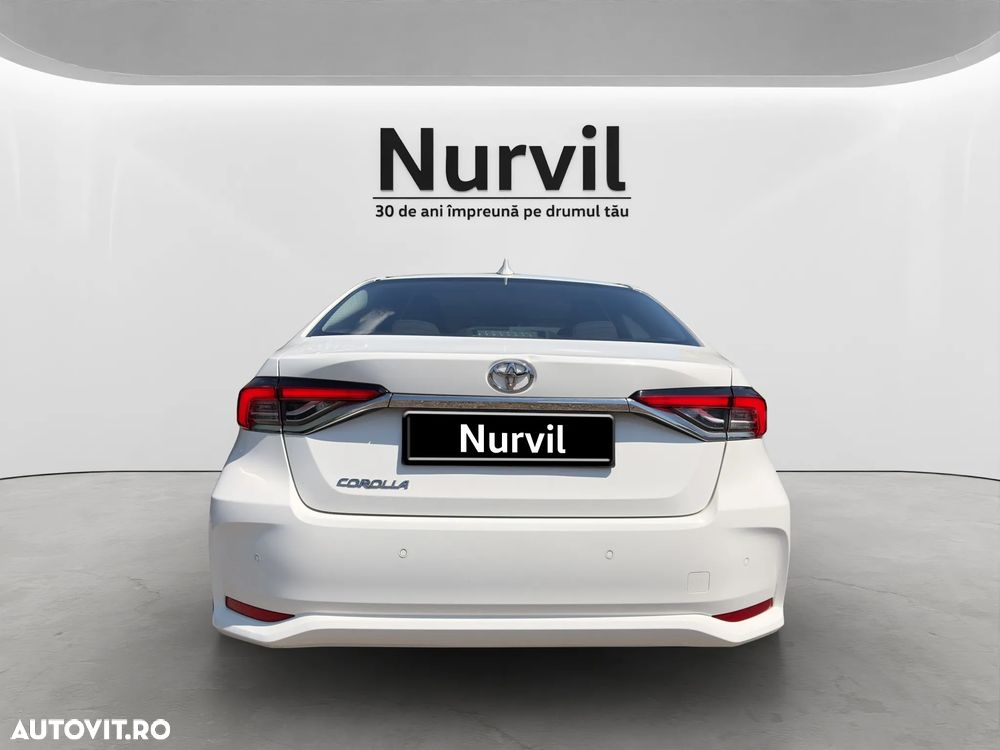 Toyota Corolla - 3