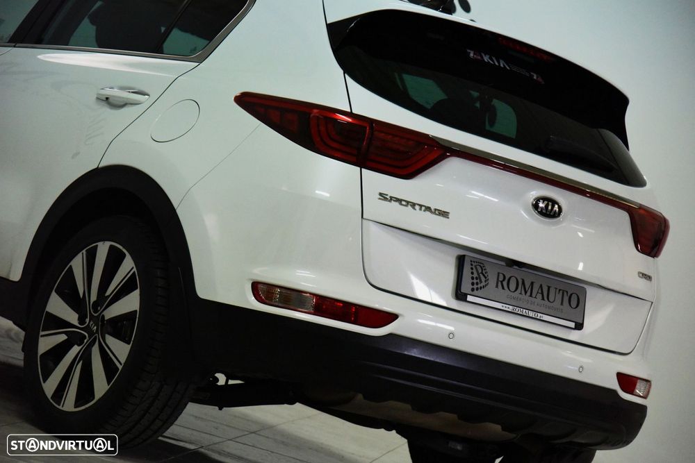 Kia Sportage 2.0 CRDI 4WD GT Line Aut. - 10
