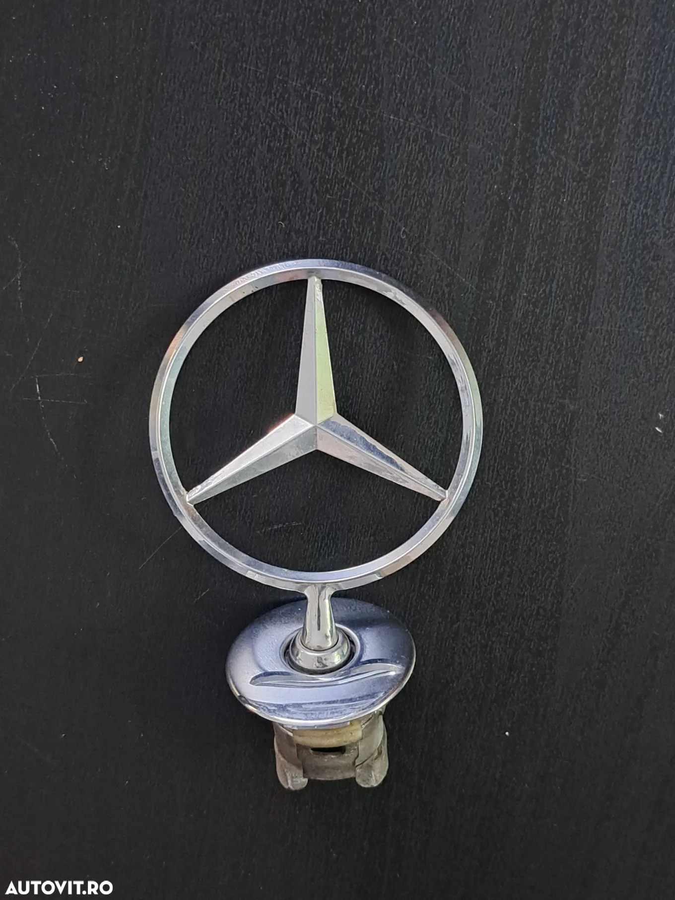 Emblema sigla stema capota fata Originala Mercedes W212 X204 W204 W202 W203 W124 W210 W211 W208 W123 W126 W201 - 2