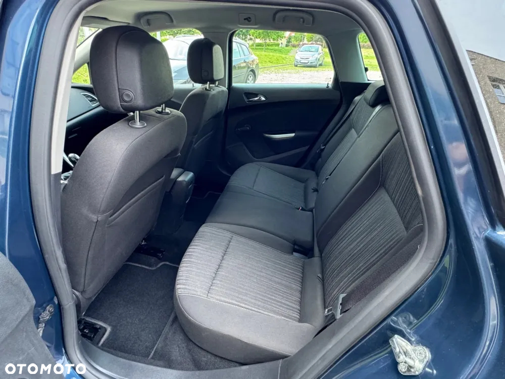 Opel Astra 1.6 Caravan Selection - 25