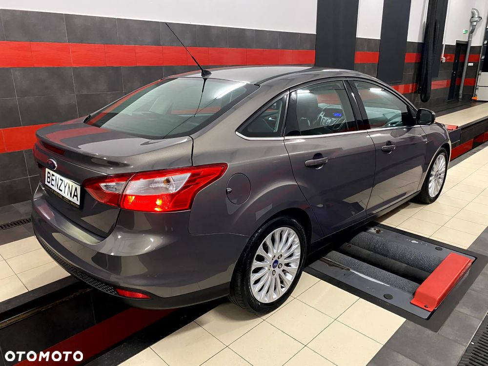 Ford Focus 1.6 Ti-VCT Titanium - 8