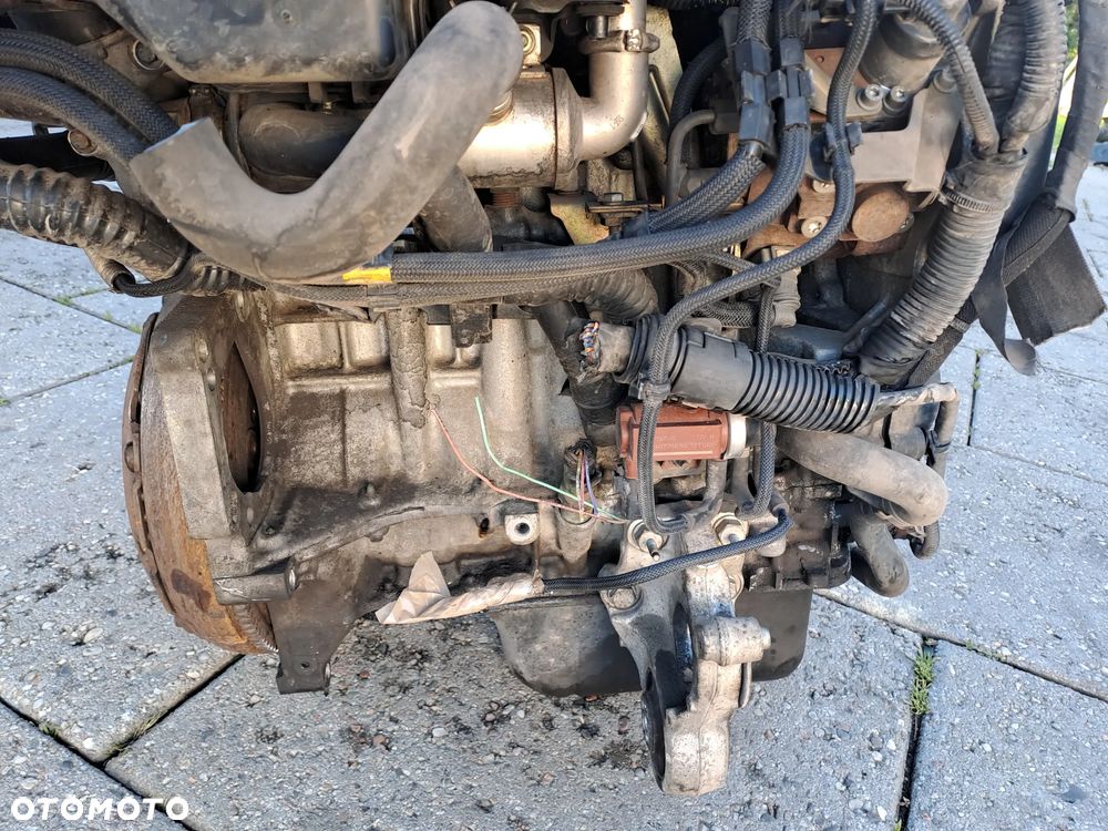 Citroen C4 1.6 HDi 109KM silnik kompletny kod 9HY 9HZ - 8