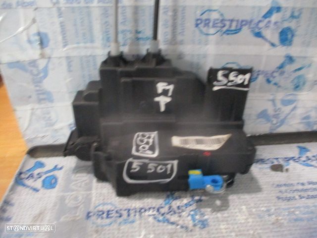 Fecho 814201J520  HYUNDAI  I20 FASE 2 2013 1.1CRDI 75CV 5P BRANCO TD 4 PINOS - 1