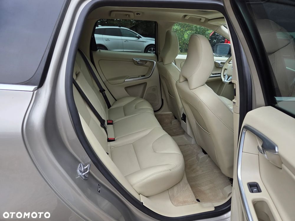 Volvo XC 60 T6 AWD Summum - 13