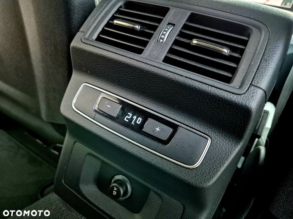 Audi Q5 40 TDI quattro S tronic sport - 30