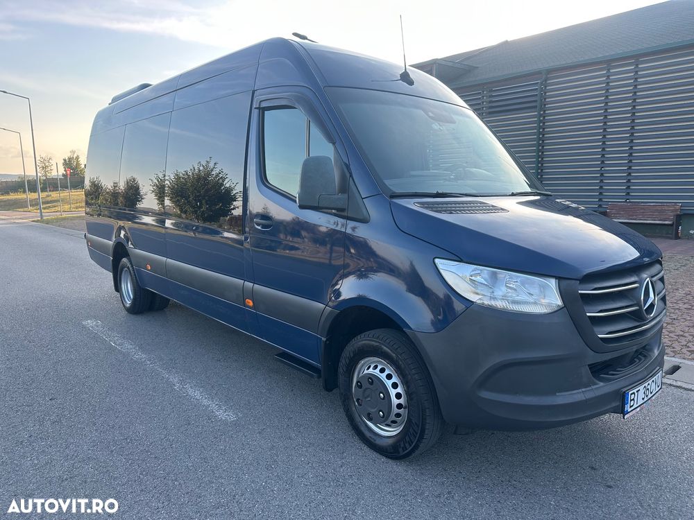 Mercedes-Benz Sprinter - 2