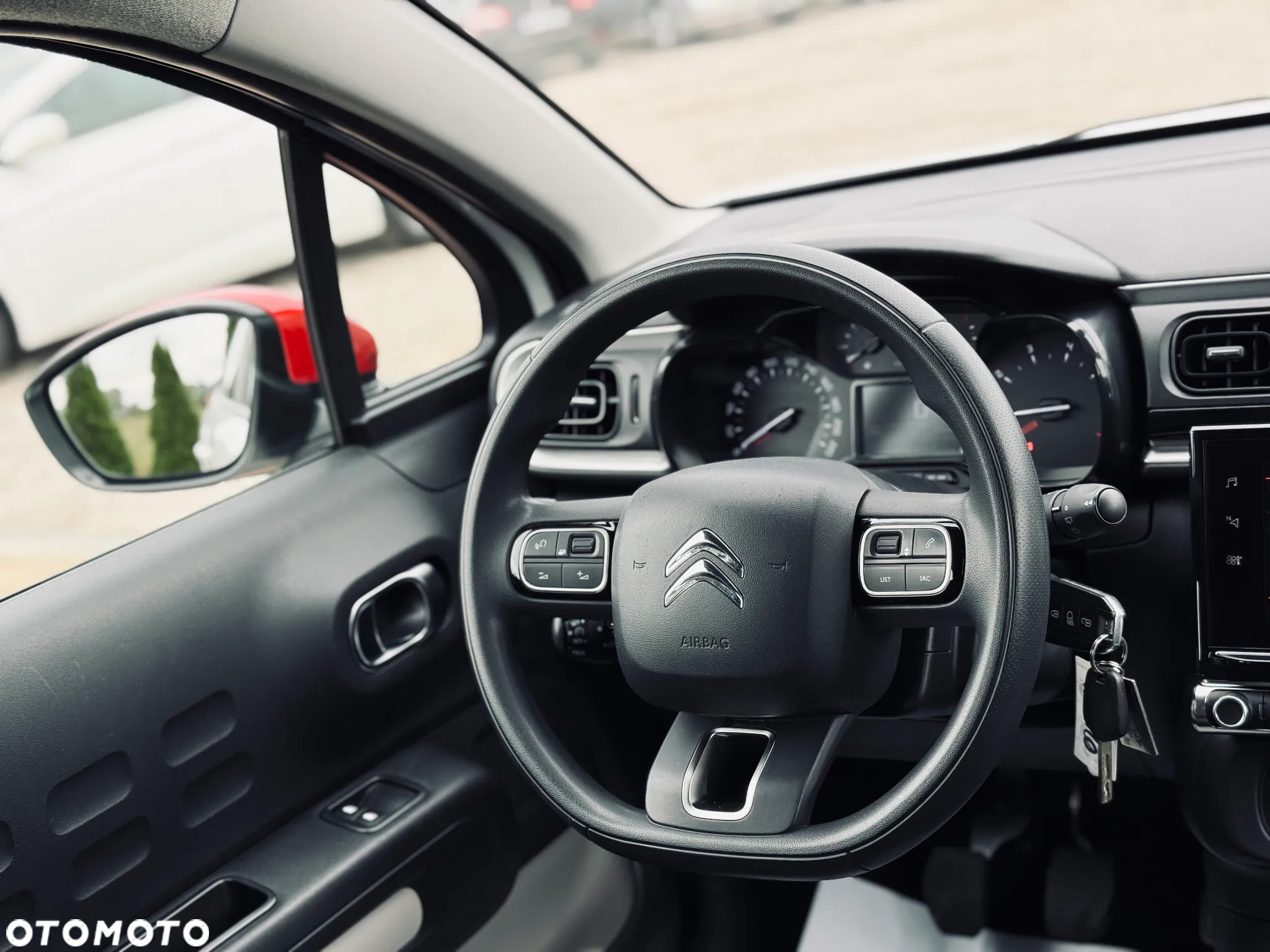 Citroën C3 Pure Tech 82 SHINE - 25