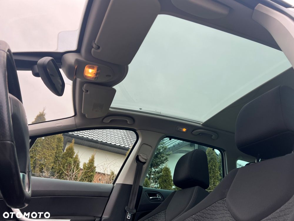Peugeot 308 HDi FAP 160 Automatik Business Line Niveau 2 - 7