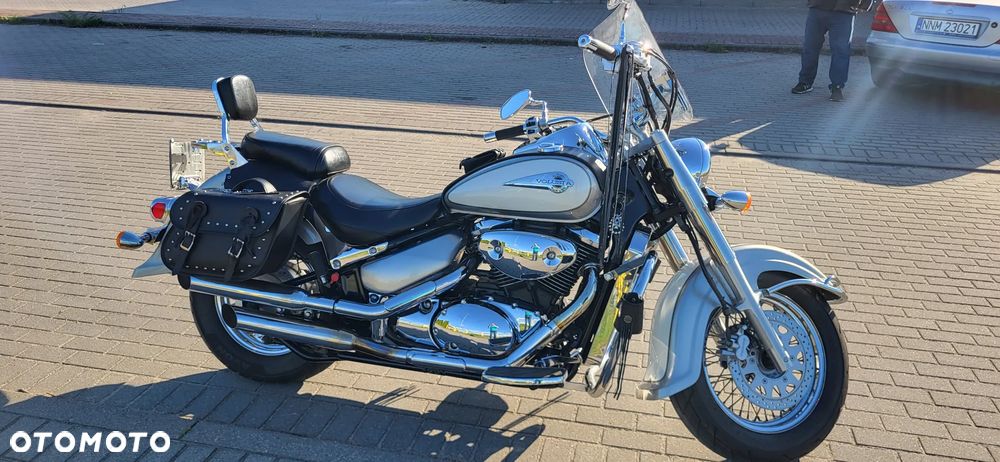Suzuki VL 800 Volusia - 2