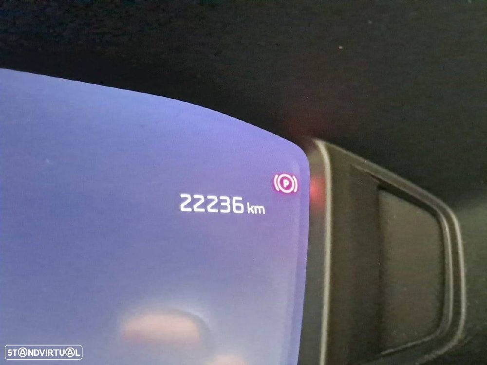 Peugeot 2008 1.2 Hybrid Allure e-DCS6 - 12